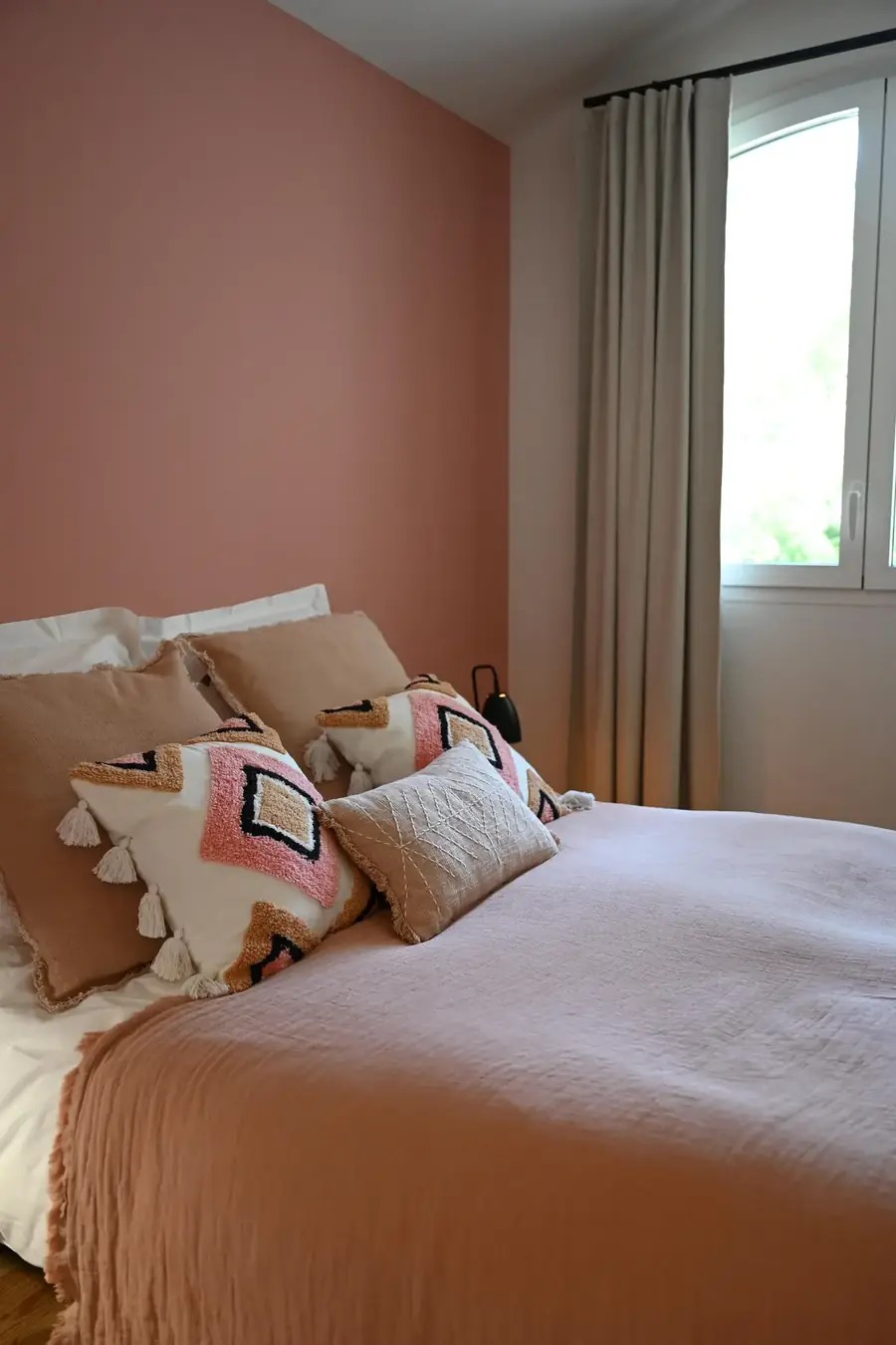 Chambre terracotta